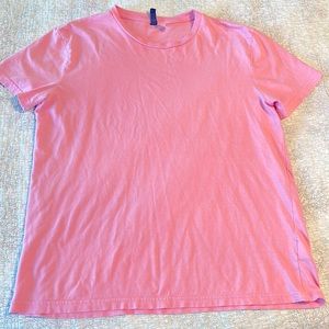 Short sleeve H&M tee.  Fun pink color!